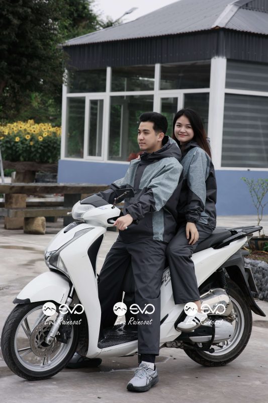 Áo Mưa Bộ 2 Lớp EVA Hàng Xuất Khẩu – Ghi Xanh (Heather Sage Gray), Form Gọn Đi Xe Máy