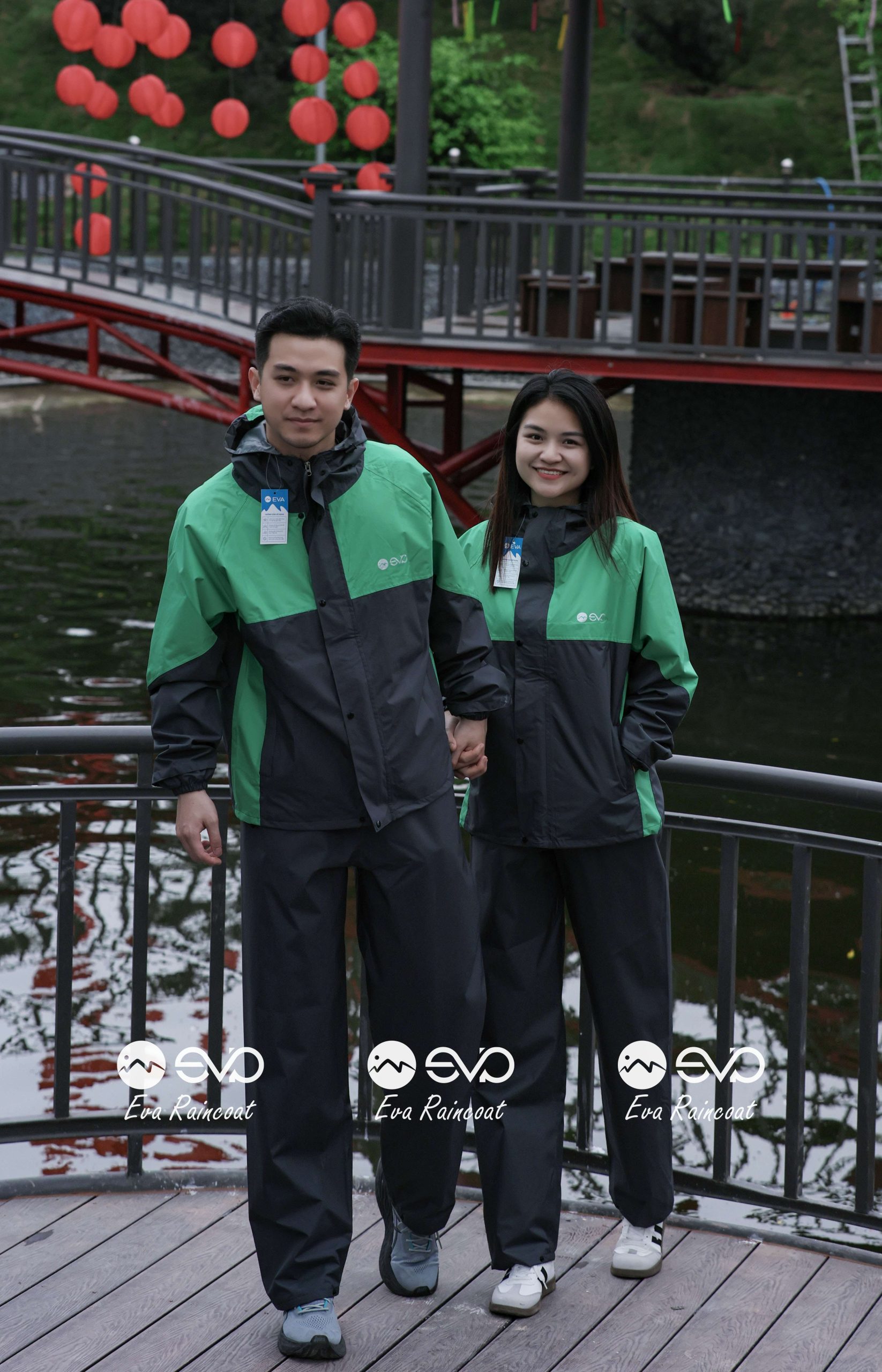 IMG_2067 Áo Mưa Bộ 2 Lớp EVA Hàng Xuất Khẩu – Xanh Ngọc Lục Bảo (Emerald Green), Form Gọn Đi Xe Máy