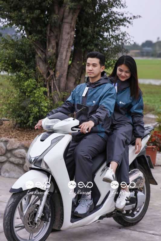 Áo Mưa Bộ 2 Lớp EVA Hàng Xuất Khẩu – Xanh Đại Dương (Glacier Blue), Form Gọn Đi Xe Máy (Sao chép)