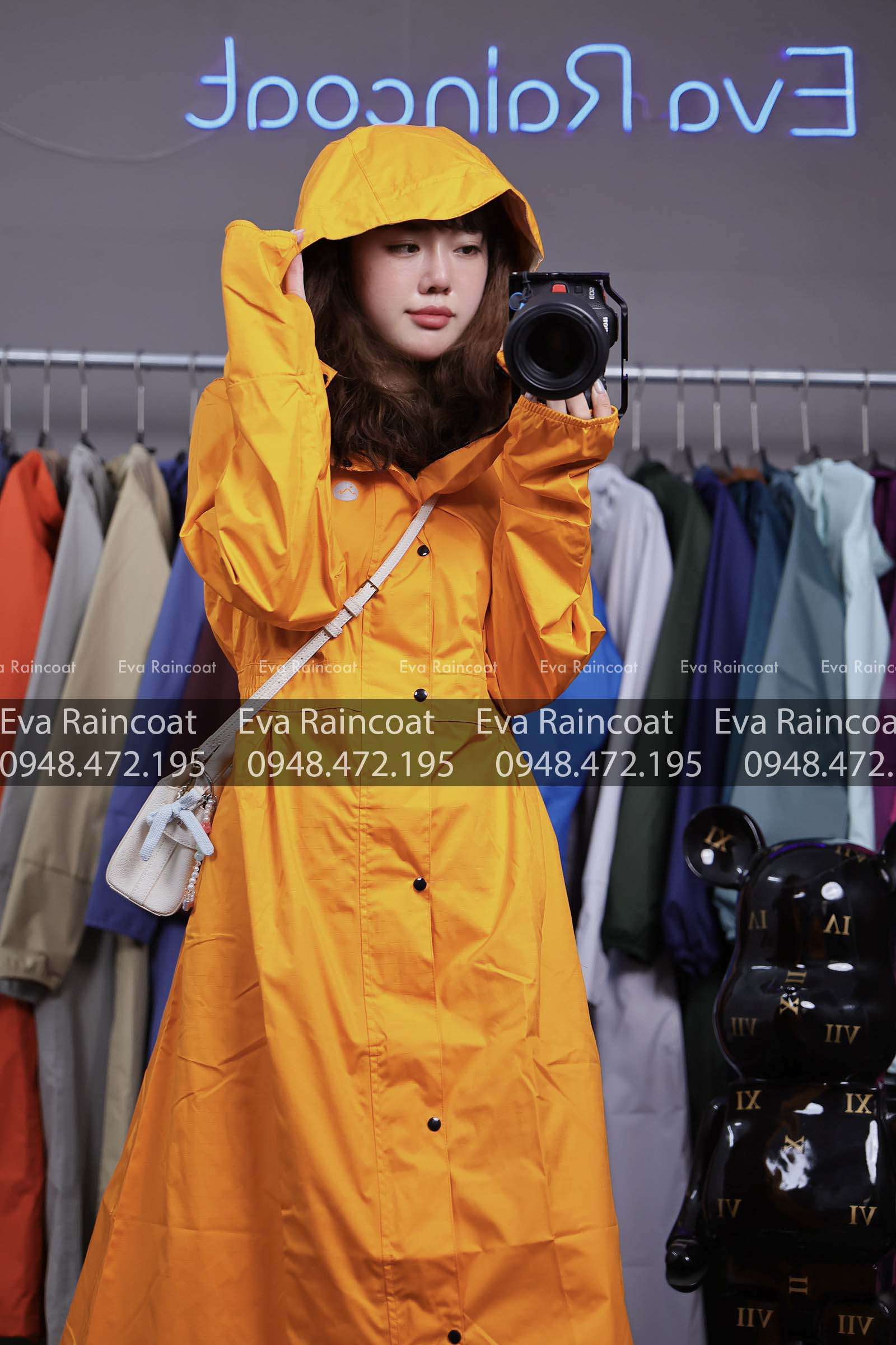 IMG_3994 Áo măng tô chun eo tay xỏ ngón 2 lớp siêu nhẹ chống mưa phùn chống gió lạnh – Cam candy